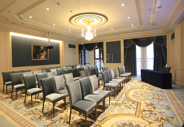 天津麗思卡爾頓酒店電動窗簾實景圖