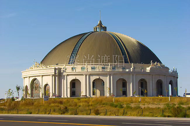 滿洲里體育館采光頂FSS電動(dòng)天棚簾遮陽工程